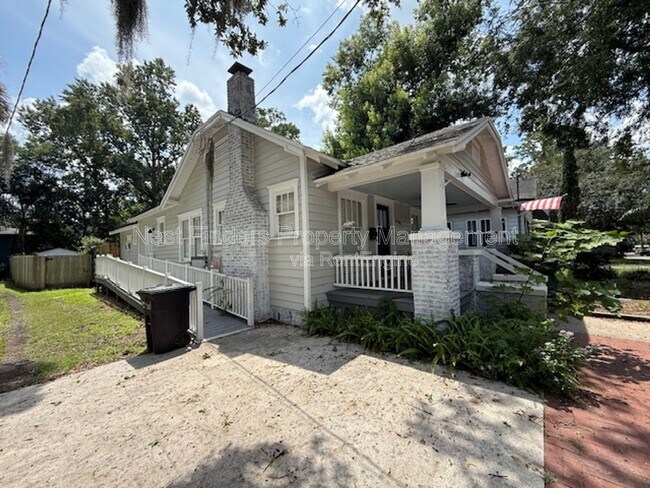 Building Photo - 2880 Olga Pl