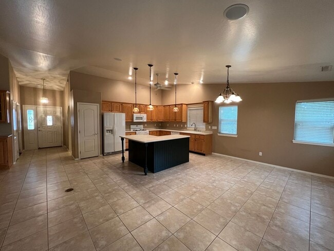 Building Photo - 7378 E Mingus Trail