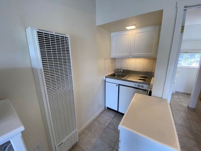 Building Photo - 24335 San Pedro Ln