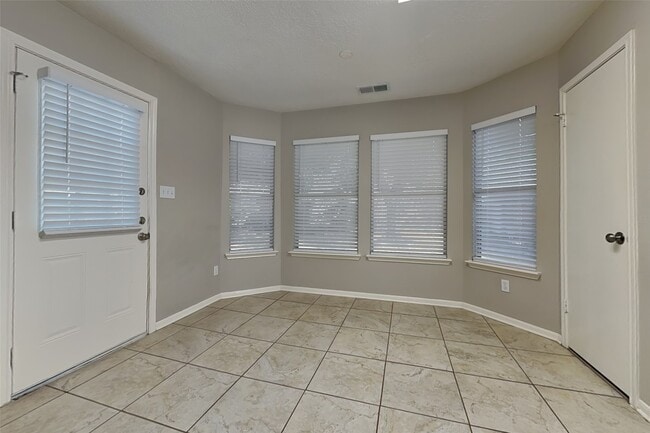 Building Photo - 19706 Kilborne Park Ln