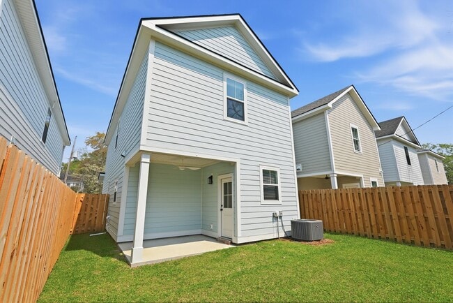 Building Photo - Lowcountry Charm Meets Modern Living -- New Construction in Savannah