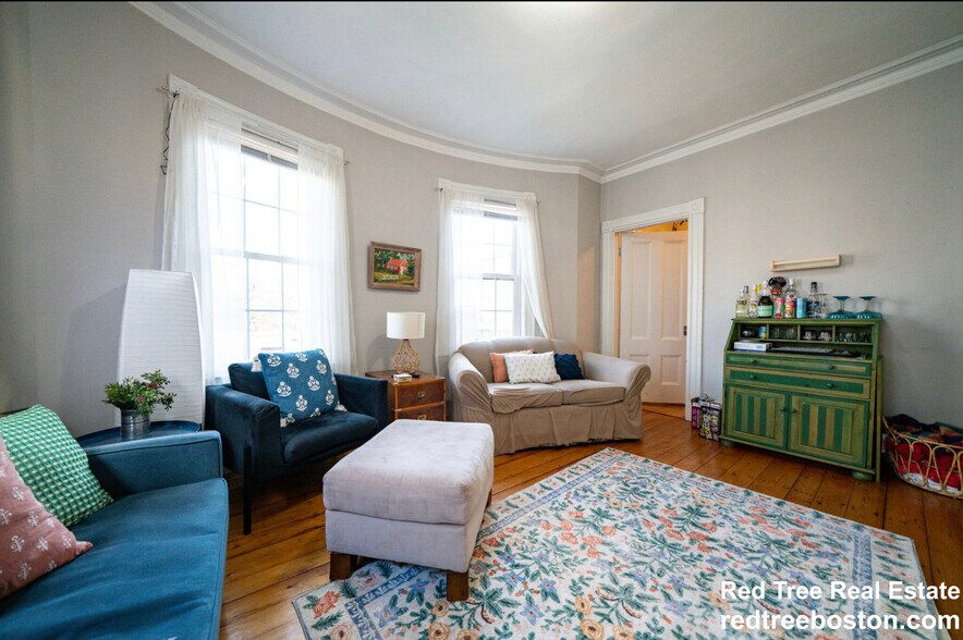 Building Photo - 133 Saint Alphonsus St