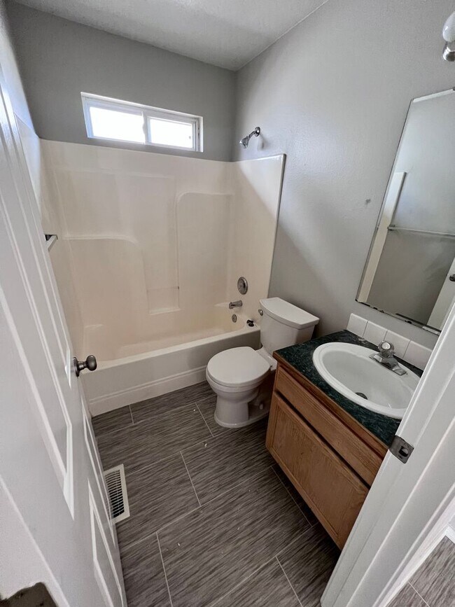 Building Photo - $1,895. - Coming soon! 4 Bed, 2 Bath with ...