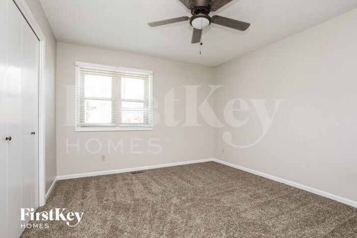 Building Photo - 8321 N Highland Ave