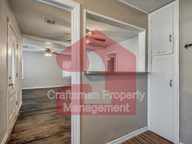 Building Photo - 3132 NW 28th St