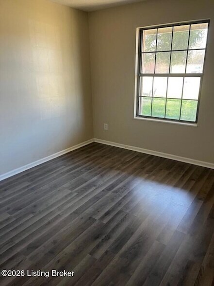 Building Photo - 1707A Cliff Ridge Ct