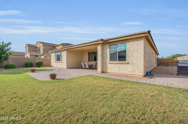 Building Photo - 20131 E Escalante Rd