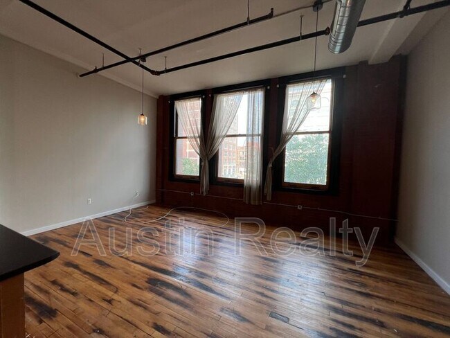 Building Photo - 1520 Washington Ave