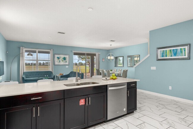 Building Photo - 1521 Flange Dr