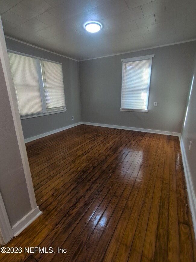 Building Photo - 1037 Detroit St