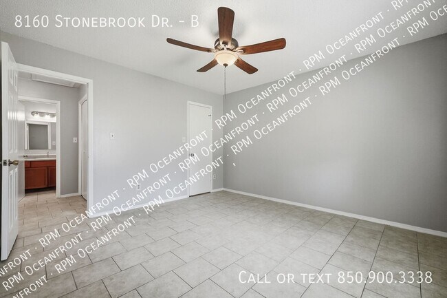 Building Photo - 8160 Stonebrook Dr