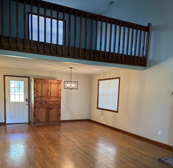 Dining Room - 7034 Allison Rd
