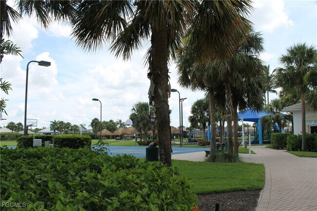 Building Photo - 2736 Lambay Ct