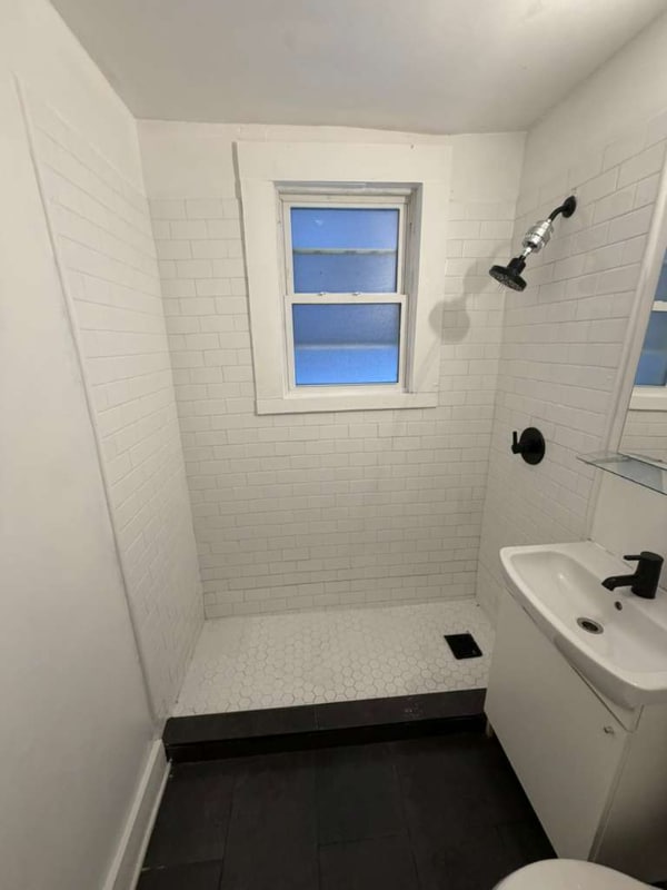 Building Photo - 1384 W 83rd St