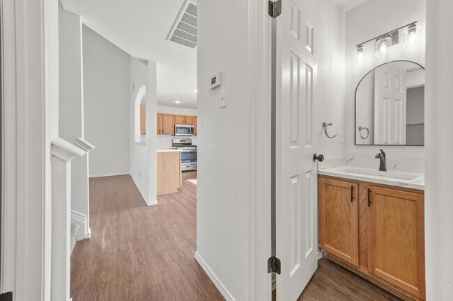 Building Photo - 230 San Felipe Dr