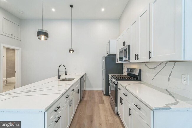 Building Photo - 1243 N 26th St