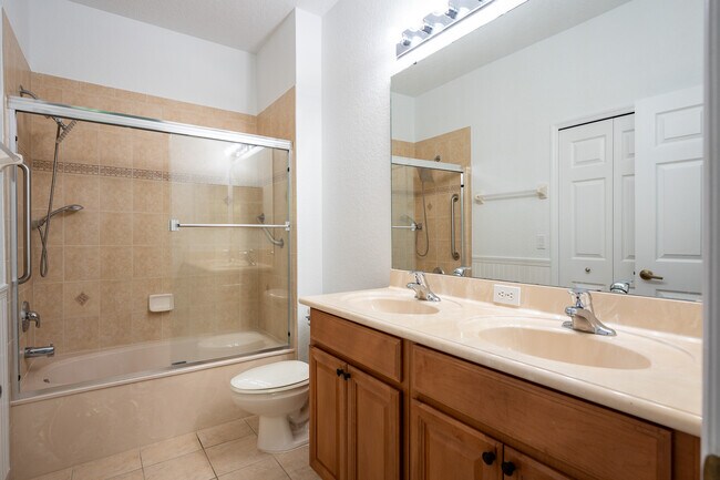Building Photo - 1425 Portofino Meadows Blvd