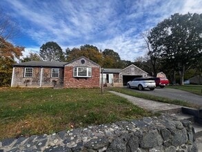 Building Photo - 1823 Meridian St