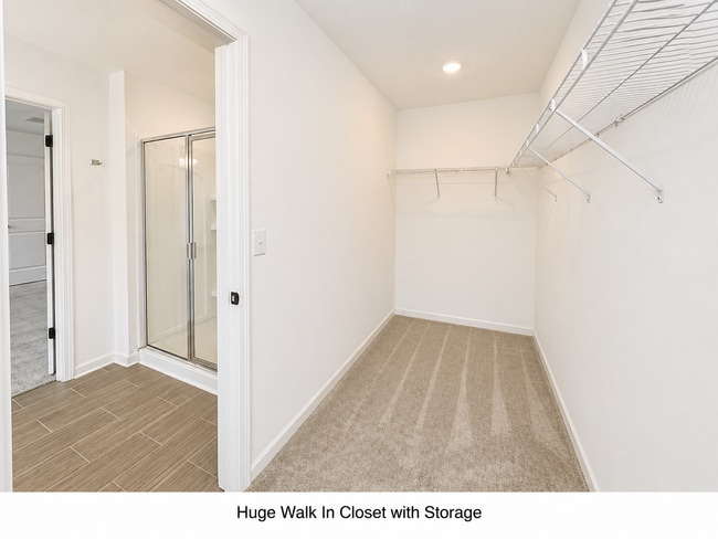 Building Photo - End Unit Townhome in Brookview Subdivsion in North Forsyth