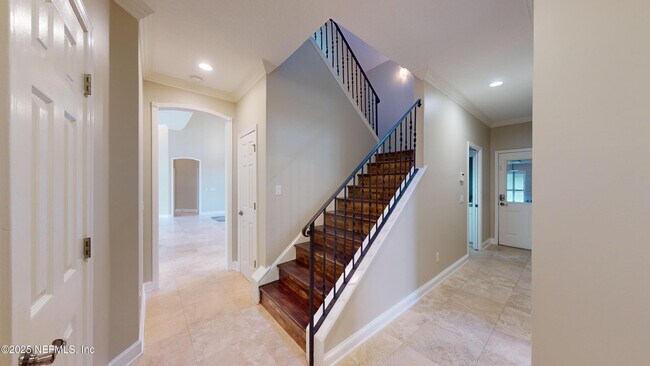 Building Photo - 1334 Charter Ct