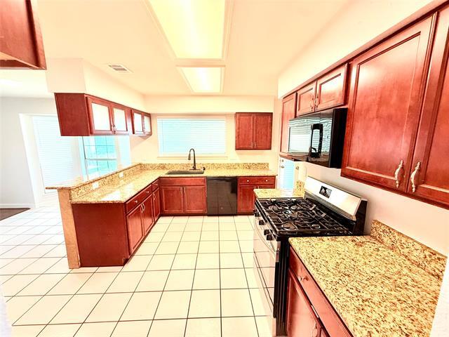 Building Photo - 5412 Crater Lake Dr