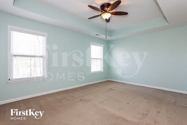 Building Photo - 129 Collenton Ln