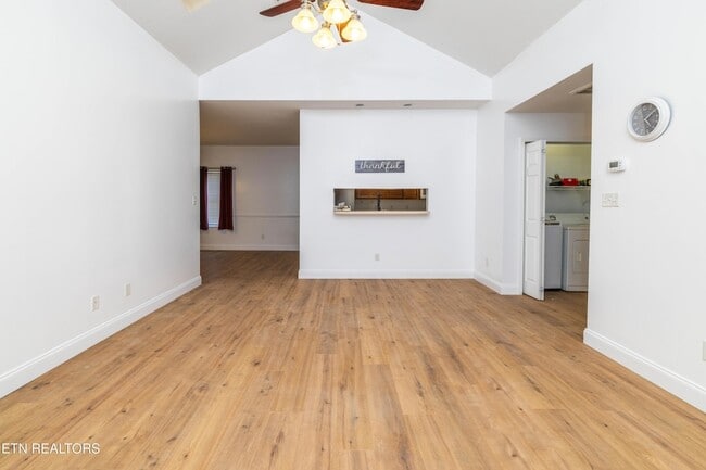 Building Photo - 7037 Wakan Ln