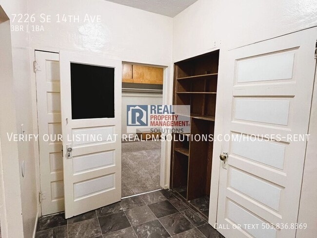 Building Photo - 7226 SE 14th Ave