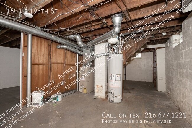 Building Photo - 1504 E 195th St