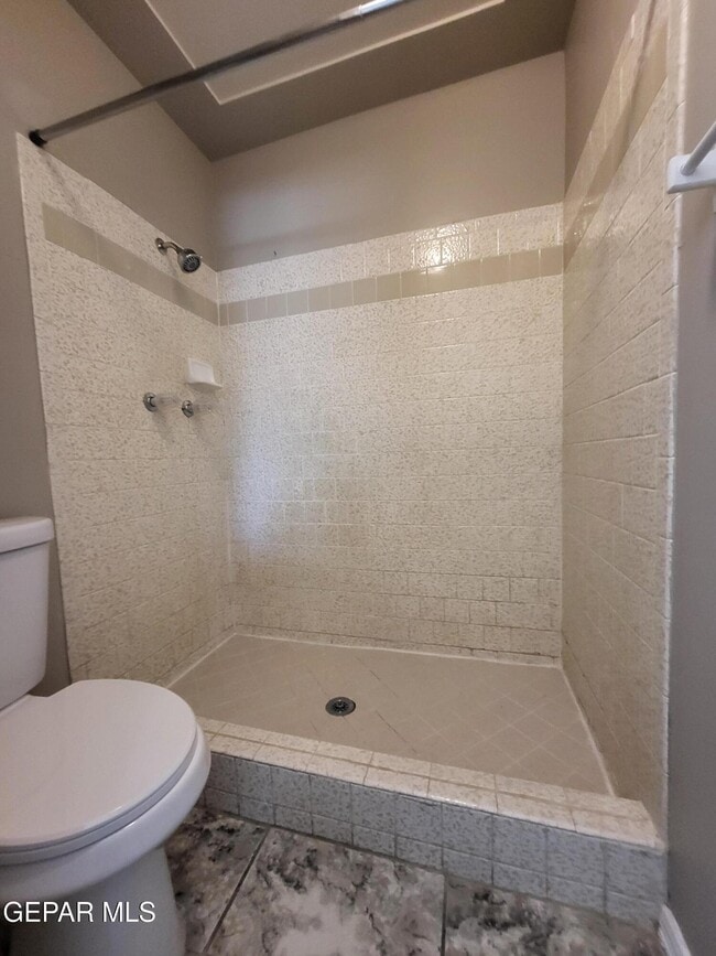 Building Photo - 1802 Frank Sinatra Pl