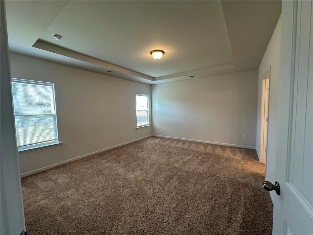 Building Photo - 620 Summerfield Ln NW