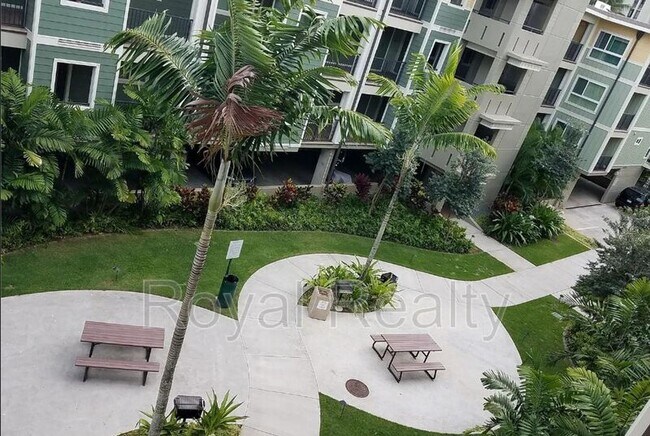Building Photo - 455 Kailua Rd