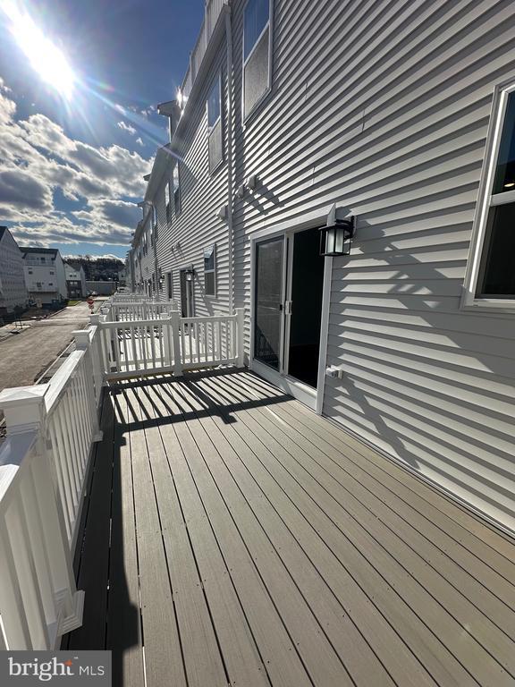 Building Photo - 17 Atkins Dr