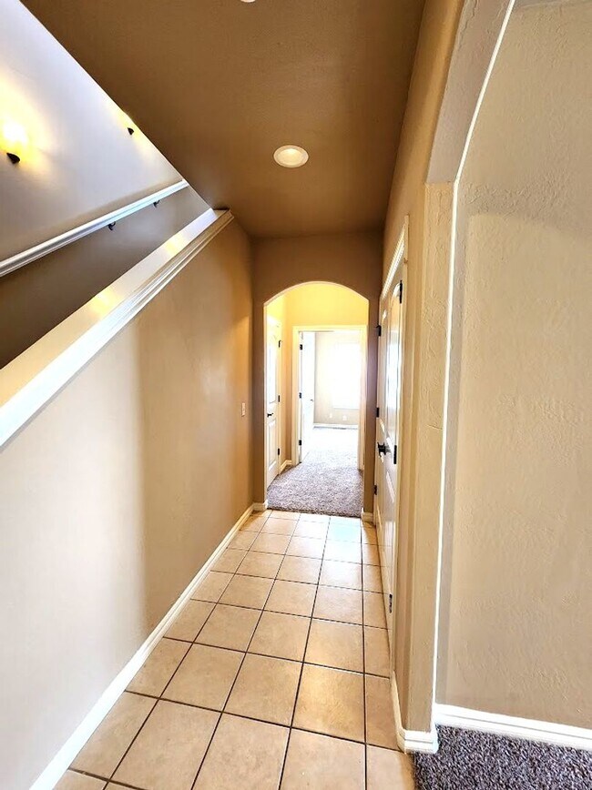 Building Photo - 13707 Oxford Dr