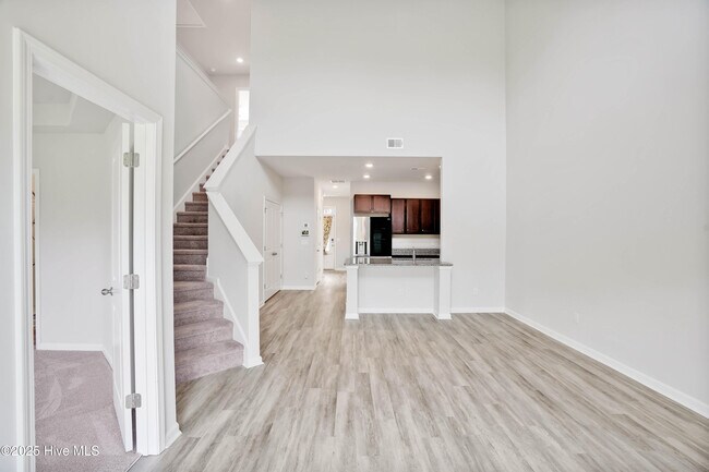 Building Photo - 7606 Knightbell Cir