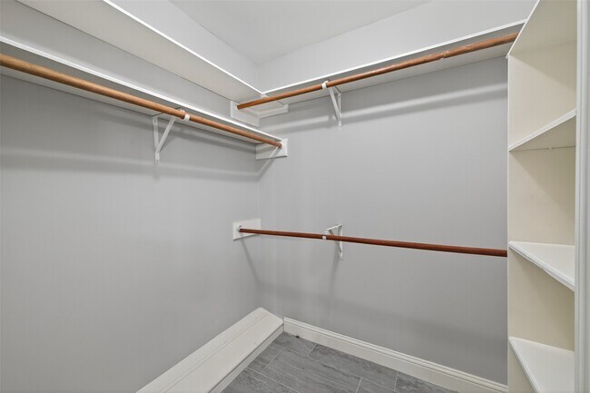 Building Photo - 7735 Teal Run Dr