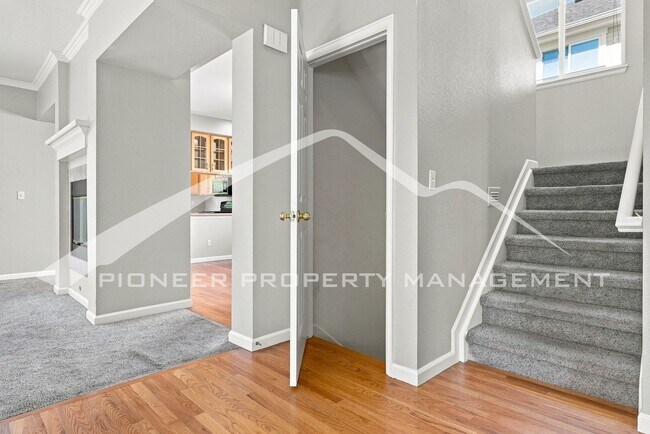 Building Photo - 7978 E Vassar Dr