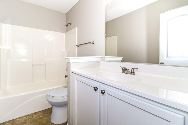Building Photo - 1021 Crayton Ridge Dr