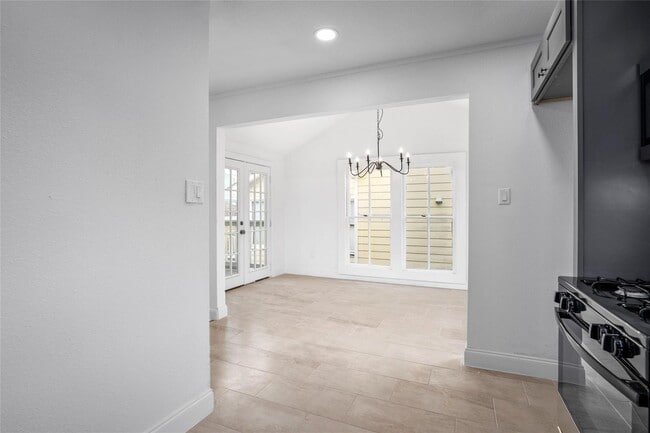 Building Photo - 1106 Winnie St