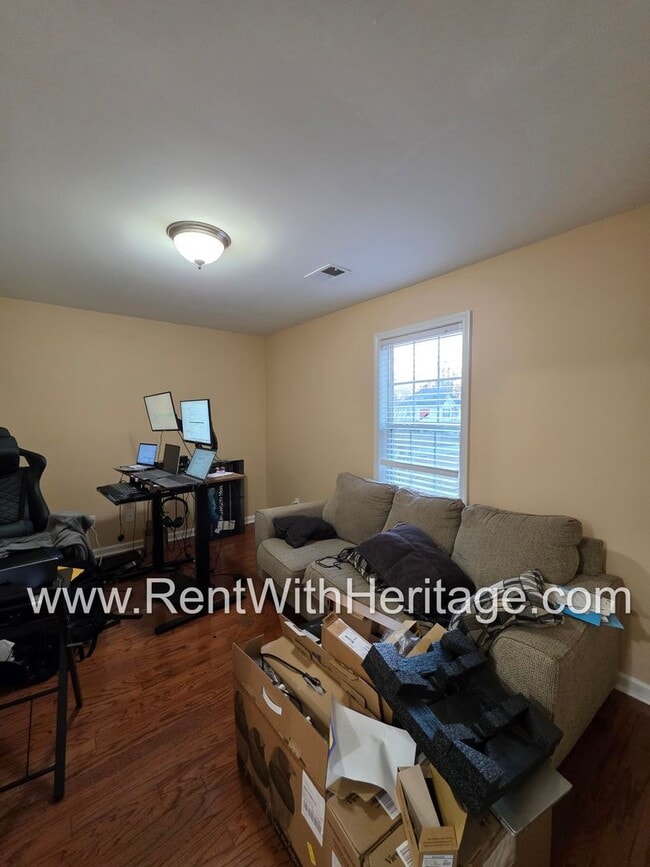 Building Photo - Gorgeous 5 Bd/ 3 Bath Including Full Finished Basement/ Spacious Yard with RV Parking/ Small Subd...