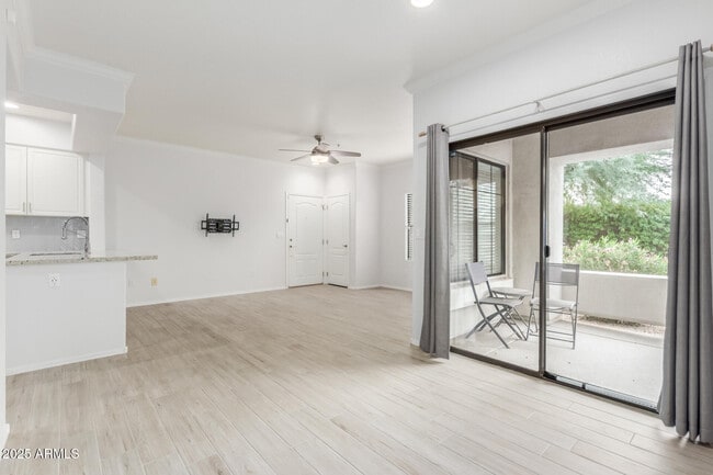 Building Photo - 295 N Rural Rd