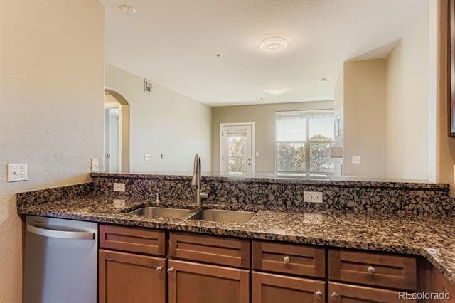 Building Photo - 9059 E Panorama Cir