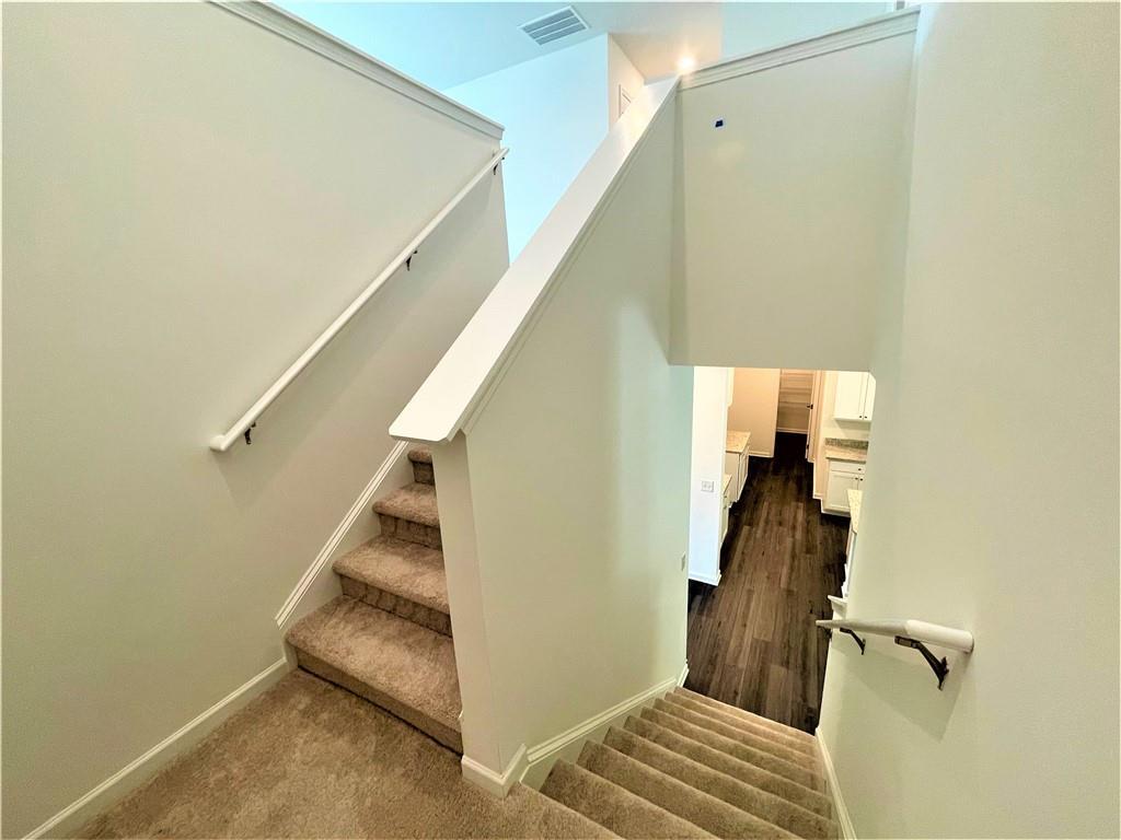 Building Photo - 270 Rivulet Dr