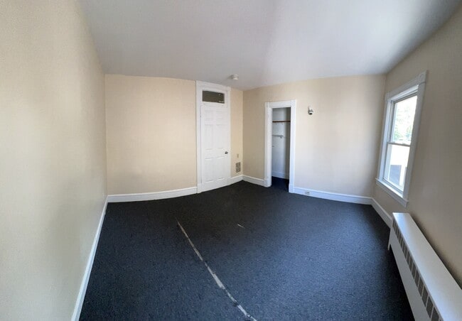 Building Photo - 9 Hickok Pl