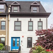 Building Photo - 1480 Harvard St NW