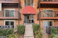 Building Photo - 214 Locust St SE