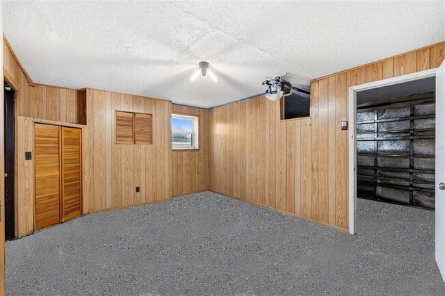 Building Photo - 10187 122nd Ave N