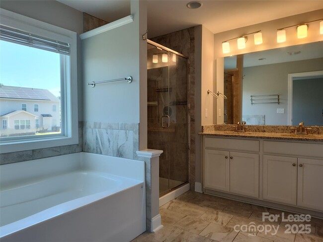 Building Photo - 170 Pine Eagle Dr