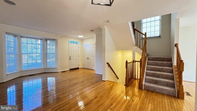 Building Photo - 9611 Normanton Way