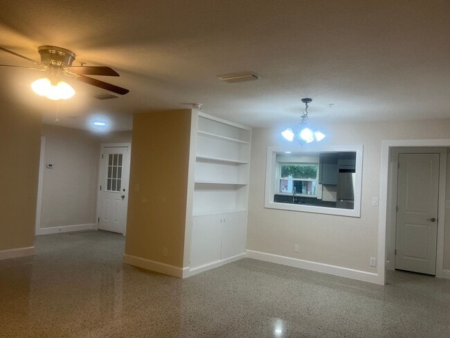 Building Photo - 8223 Le Mesa St